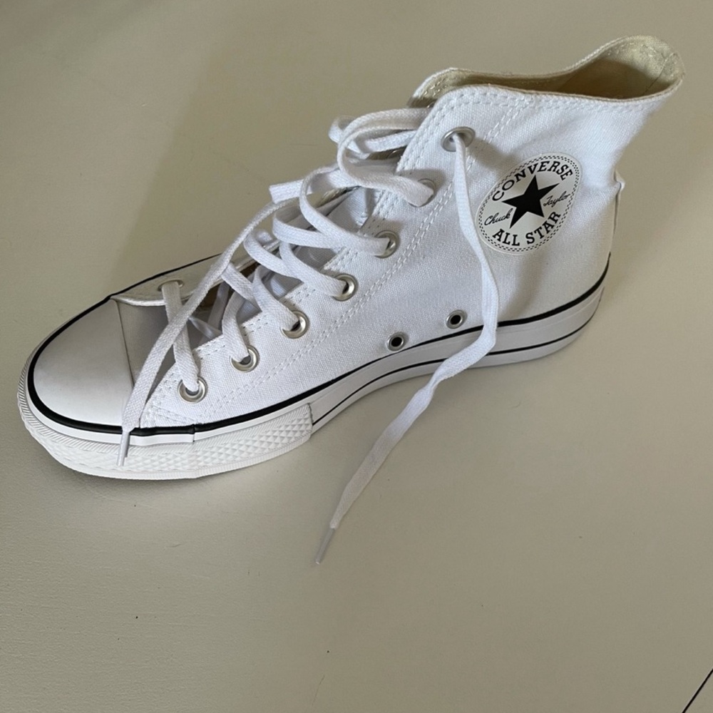 Converse Women's Classic White Platform High-Tops - Picture 5 of 5